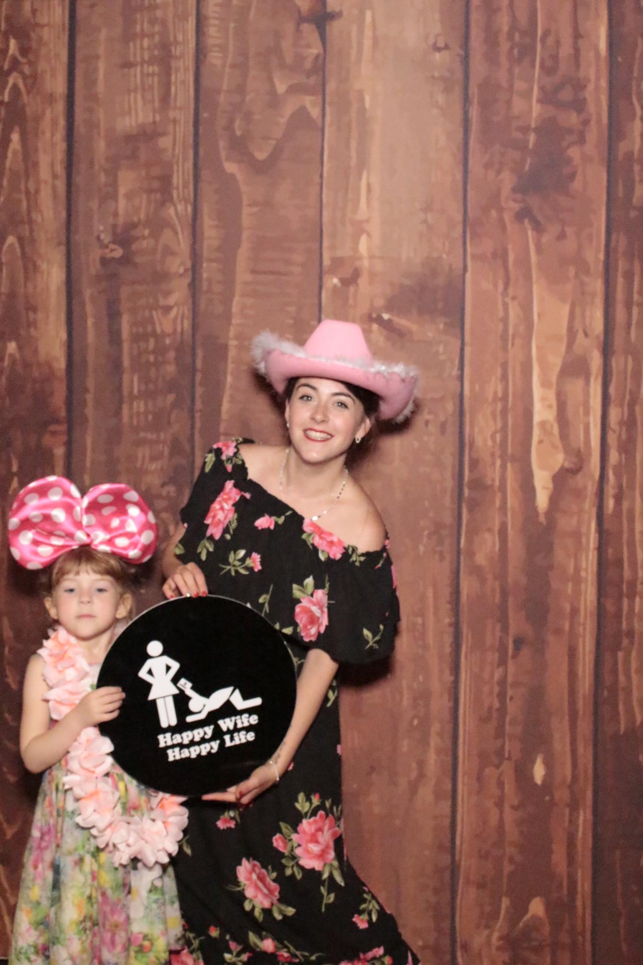 Christopher & Nicole's Wedding | View more photos from the event at gallery.myphotoboothexperience.co.uk/u/MyPhotoBoothExperienceLtd/Christopher-Nicoles-Wedding
